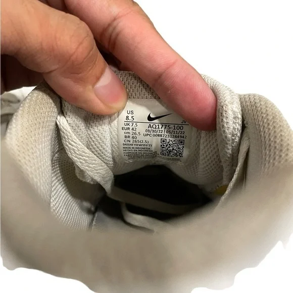 Nike Men’s Eberon Lows Size 8.5 - Picture 8 of 8